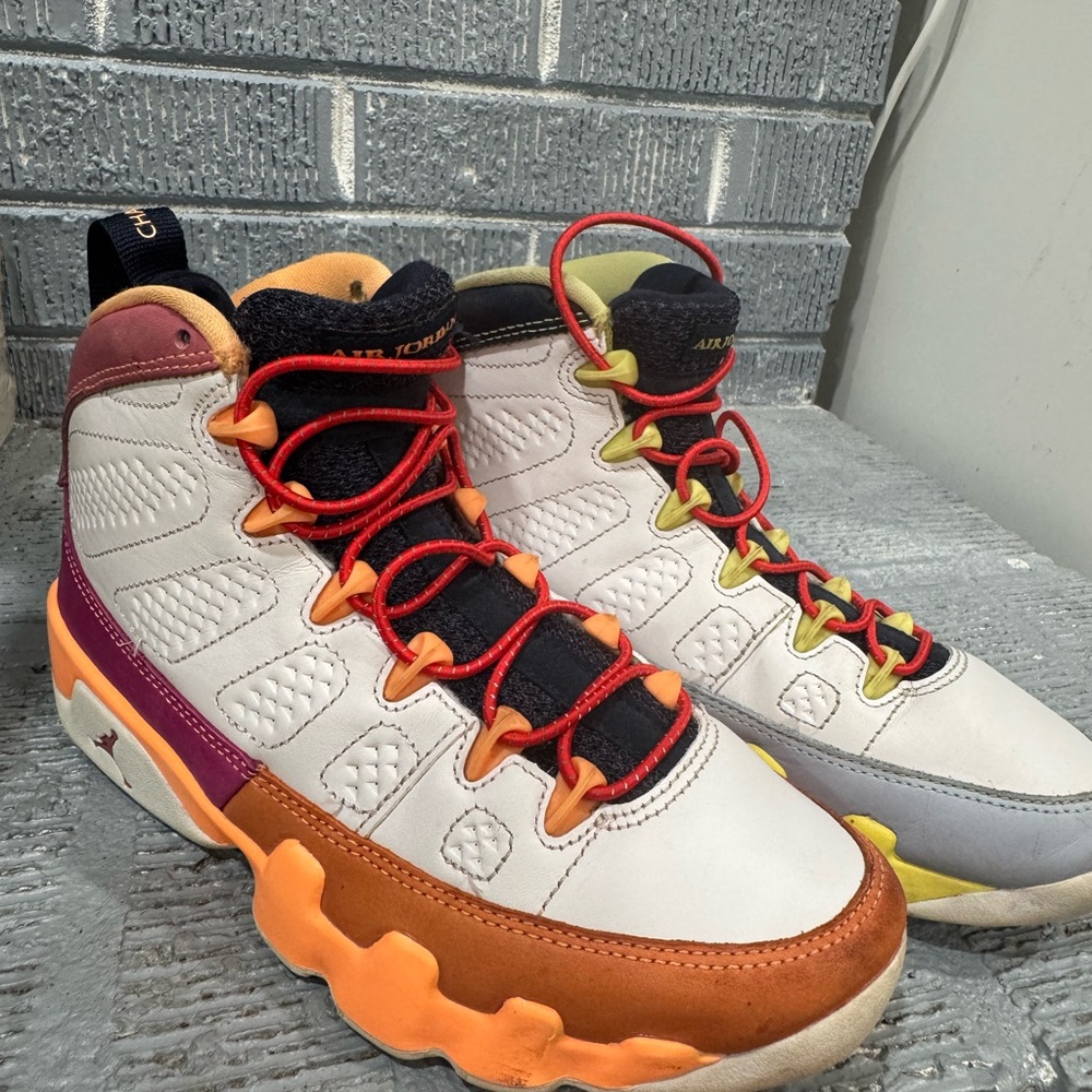 Size 6 - Jordan Retro Change The World - Colorful High-Top Sneakers